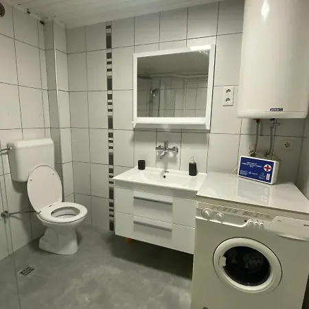 Center In Apartment *